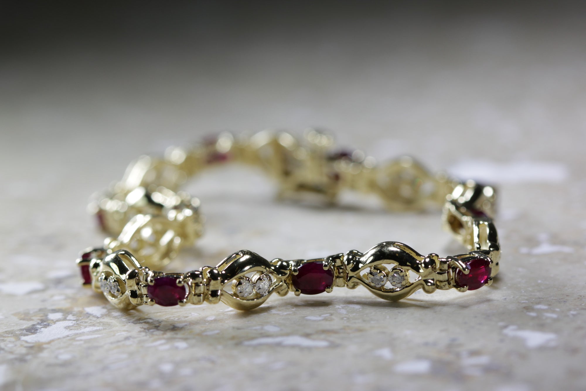 ESTATE DIAMOND & OVAL CUT RUBY TENNIS BRACELET 14K YELLOW GOLD LADIES