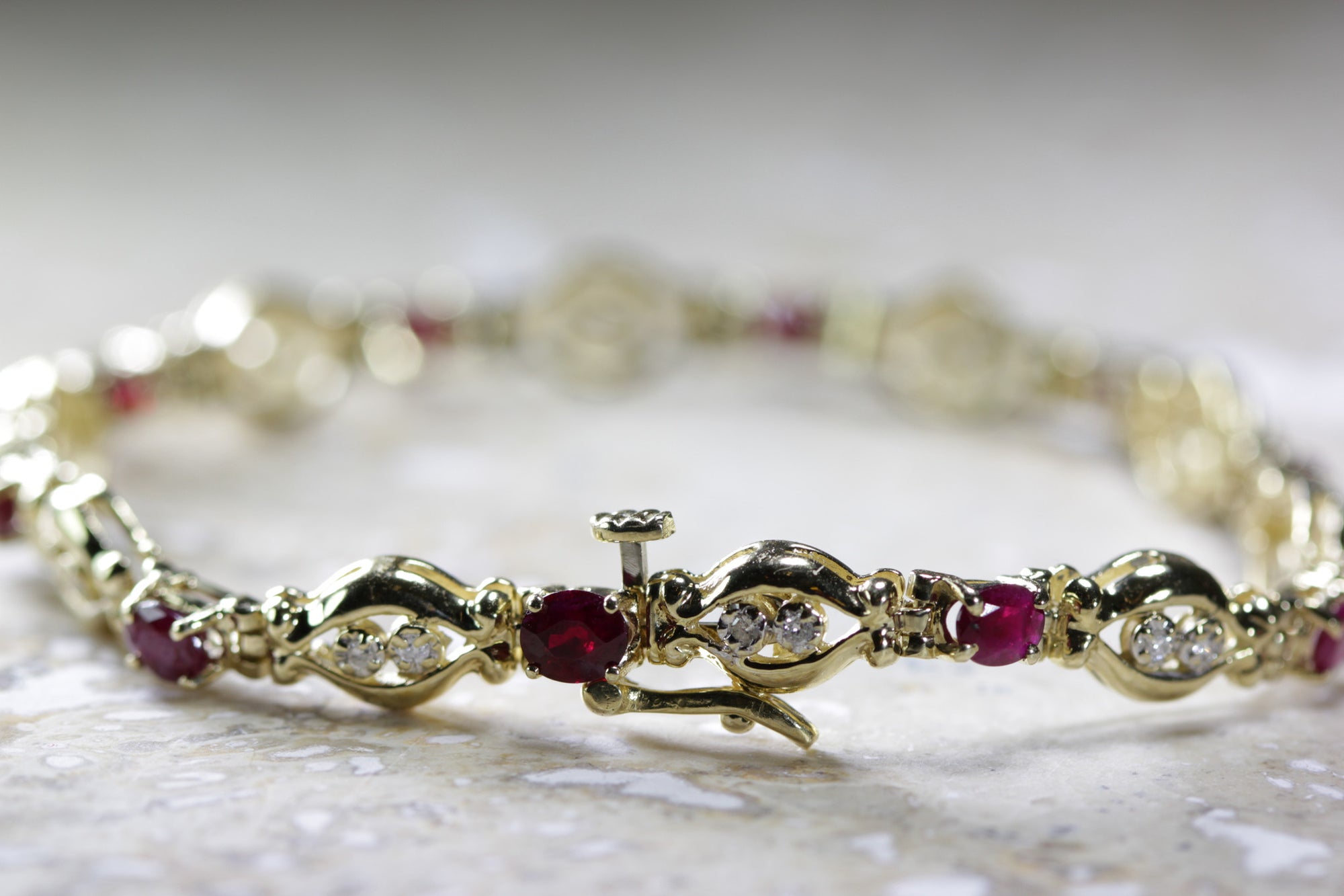 ESTATE DIAMOND & OVAL CUT RUBY TENNIS BRACELET 14K YELLOW GOLD LADIES