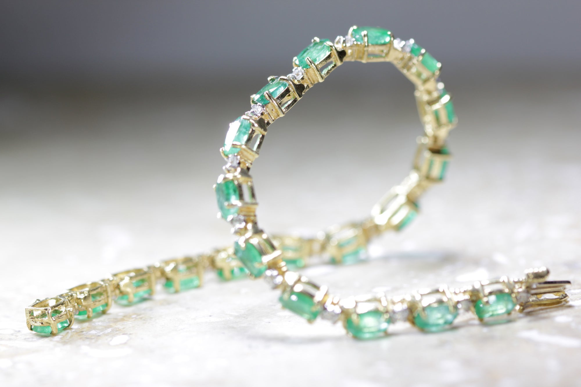 MODERN DIAMOND & OVAL CUT EMERALD TENNIS BRACELET 14K YELLOW GOLD LADIES 12.50C