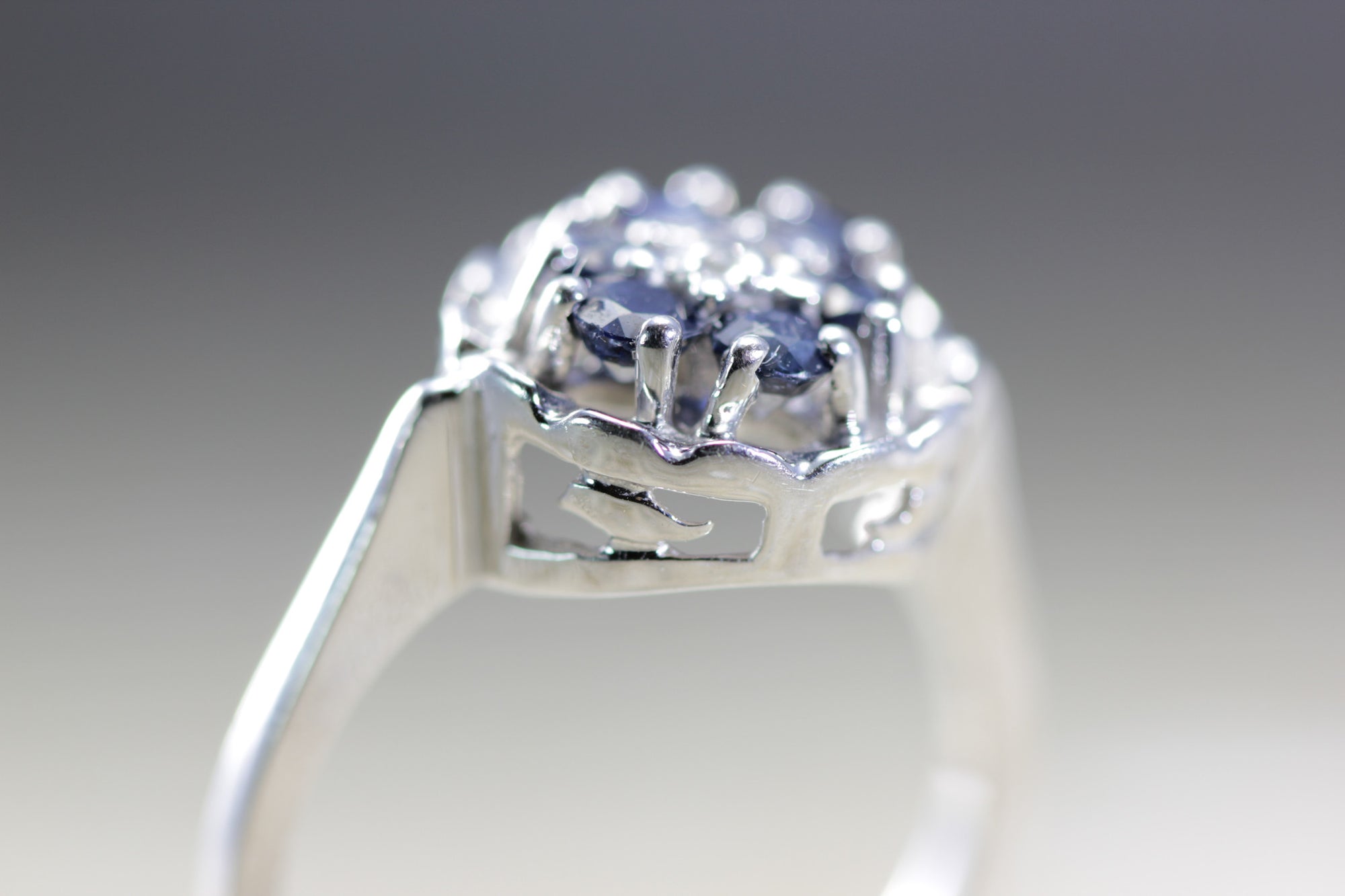 ANTIQUE 14K WHITE GOLD SAPPHIRE CLUSTER FLOWER SETTING & DIAMOND RING .50CT