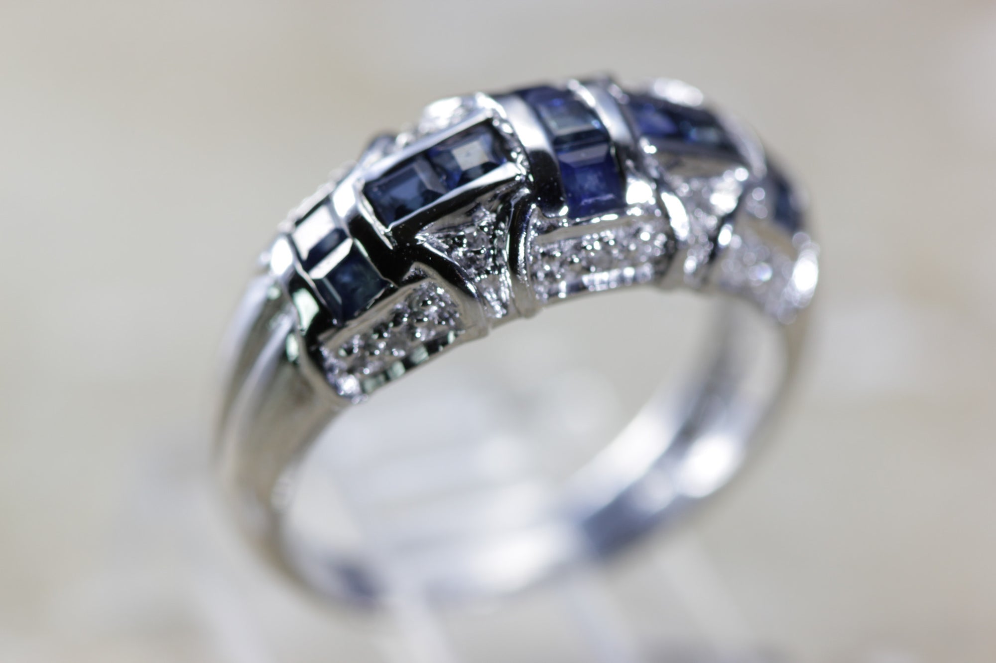 WHITE GOLD PRINCESS SAPPHIRE & DIAMOND BAND RING 1.20 CTW 14k