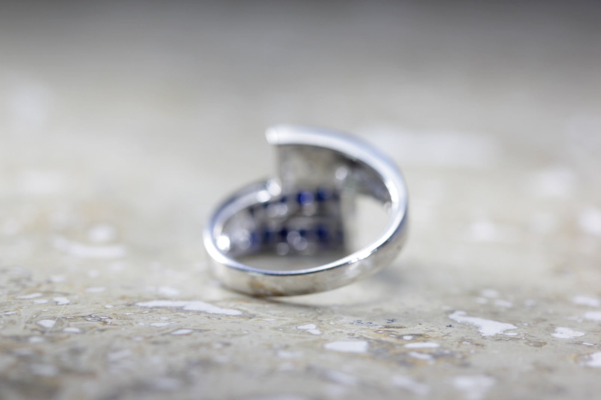 BAND 14k WHITE GOLD PRINCESS SAPPHIRE & DIAMOND RING PAVE .40 CTW