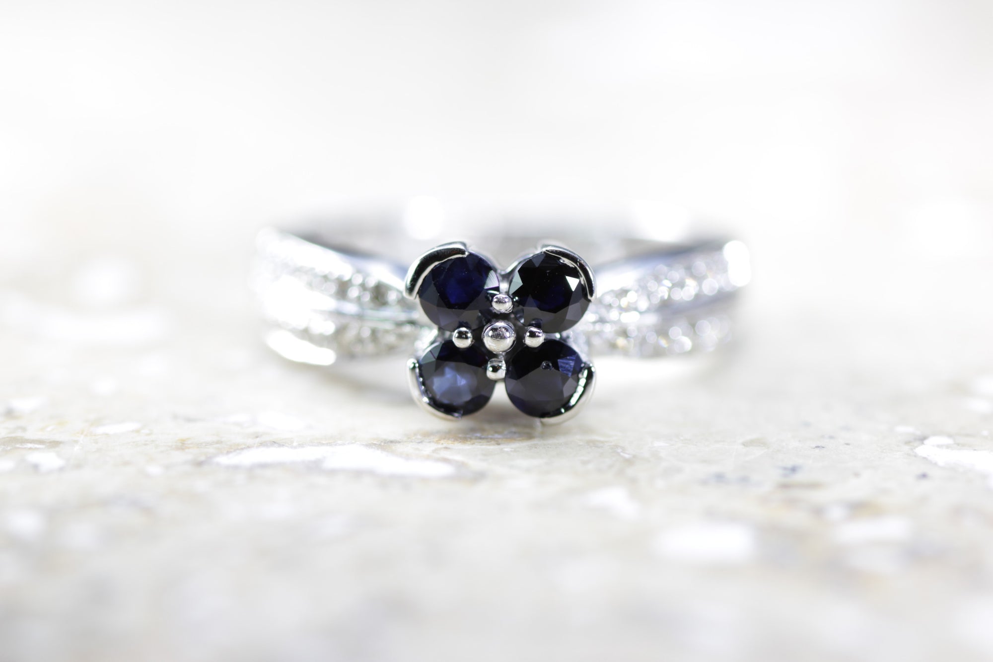 14k WHITE GOLD FOUR STONE ROUND SAPPHIRE & DIAMOND RING PAVE SET .80 CTW