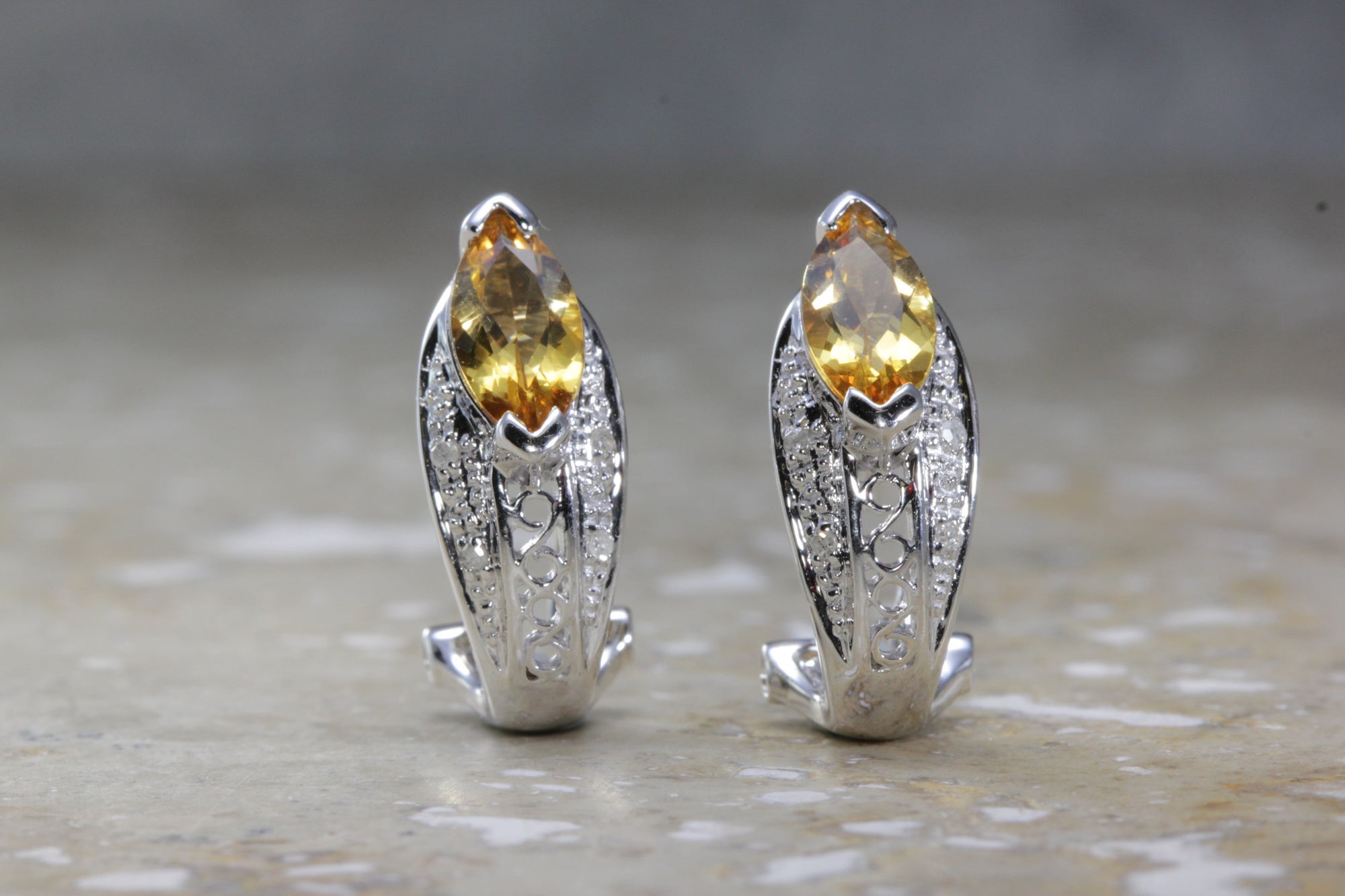 WHITE GOLD LADYS EARRINGS GOLDEN TOPAZ & DIAMONDS OMEGA BACK 14k