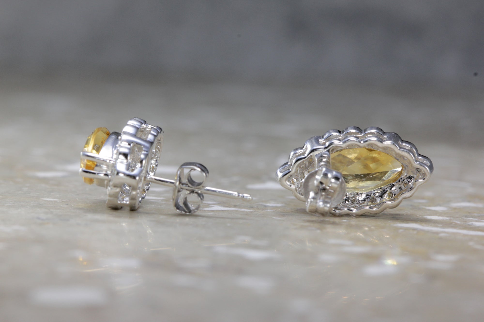 ANTIQUE 14K WHITE GOLD LADYS EARRINGS GOLDEN TOPAZ CHECKERBOARD & DIAMONDS STUDS
