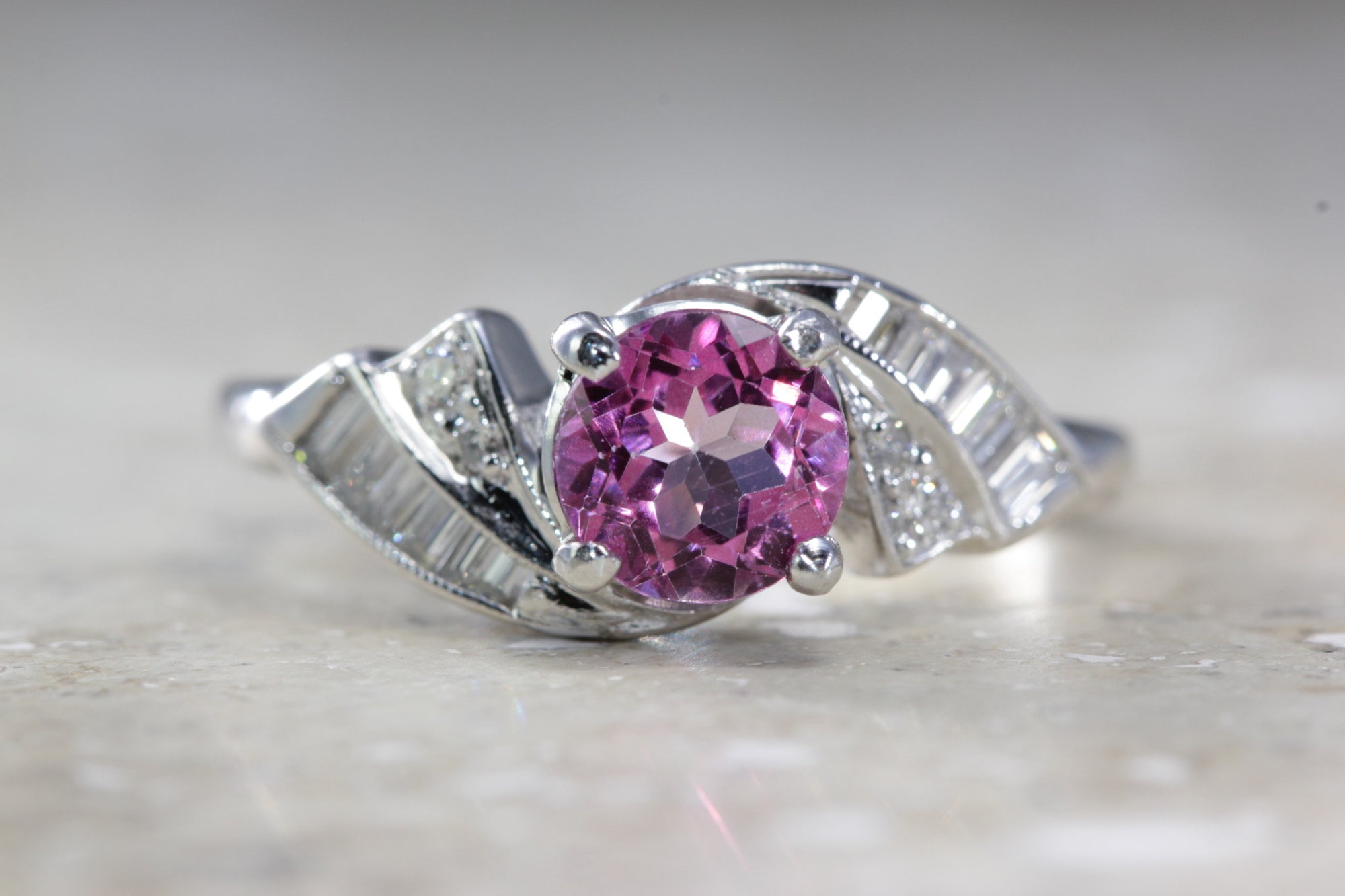 ANTIQUE 14k WHITE GOLD PINK MYSTIC TOPAZ DIAMOND RING 1.78CT VS1 G