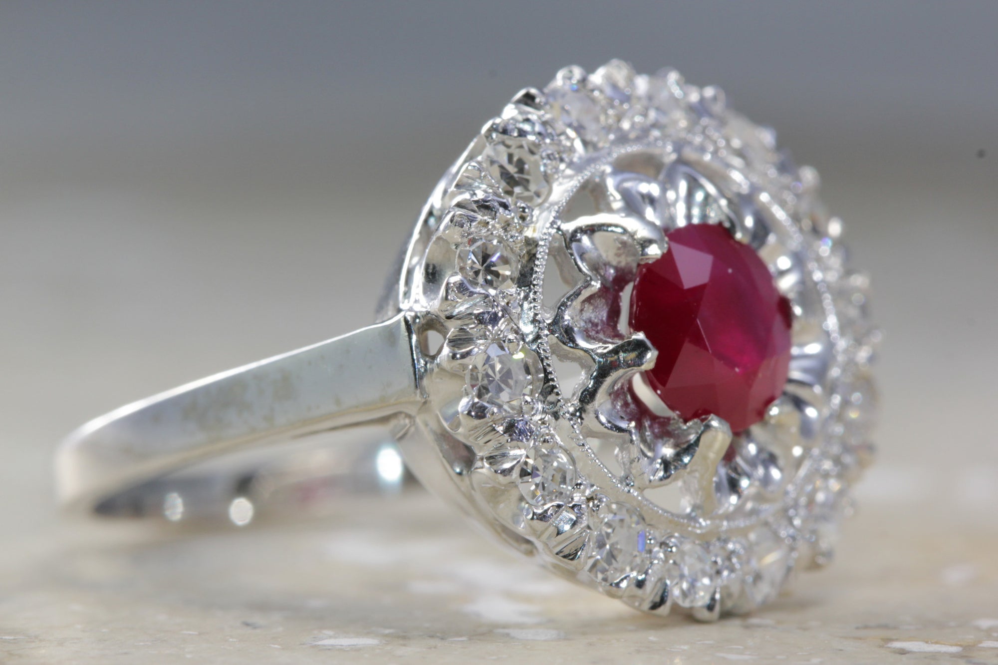 ANTIQUE 14K WHITE GOLD RUBY & DIAMOND HALO RING 1.00 CT RUBY