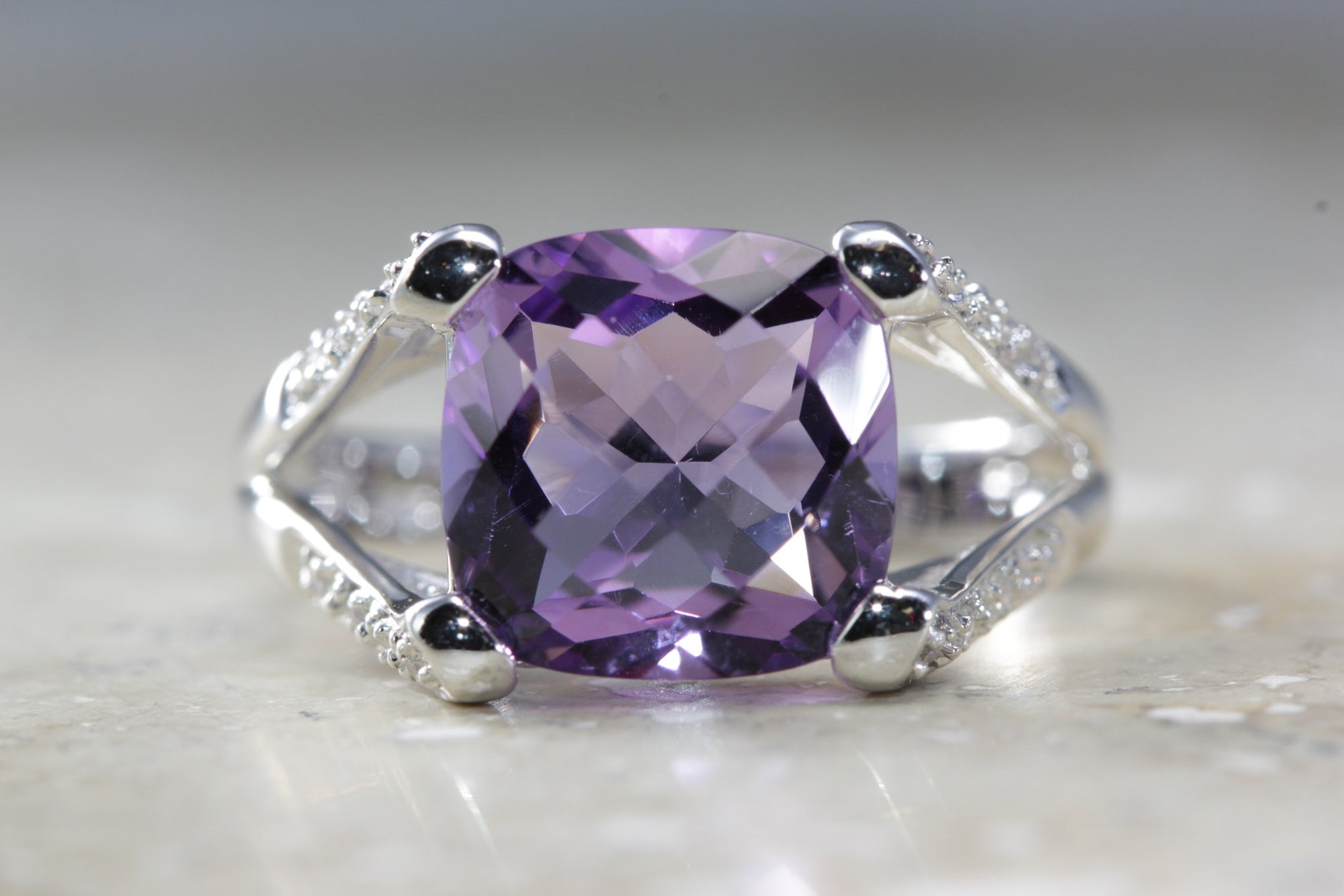 ANTIQUE 14K WHITE GOLD LADYS CHECKERBOARD SHAPE AMETHYST DIAMOND RING 5.35CT
