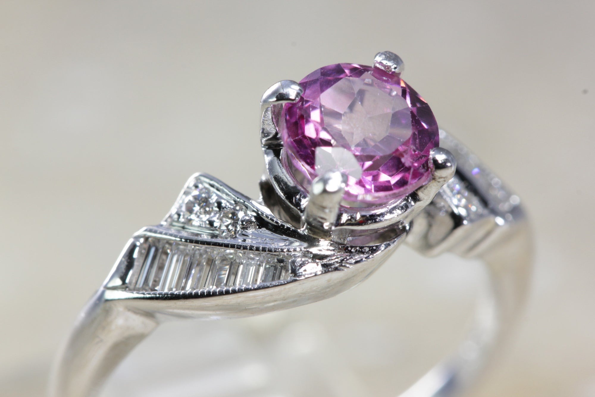 ANTIQUE 14k WHITE GOLD PINK MYSTIC TOPAZ DIAMOND RING 1.78CT VS1 G