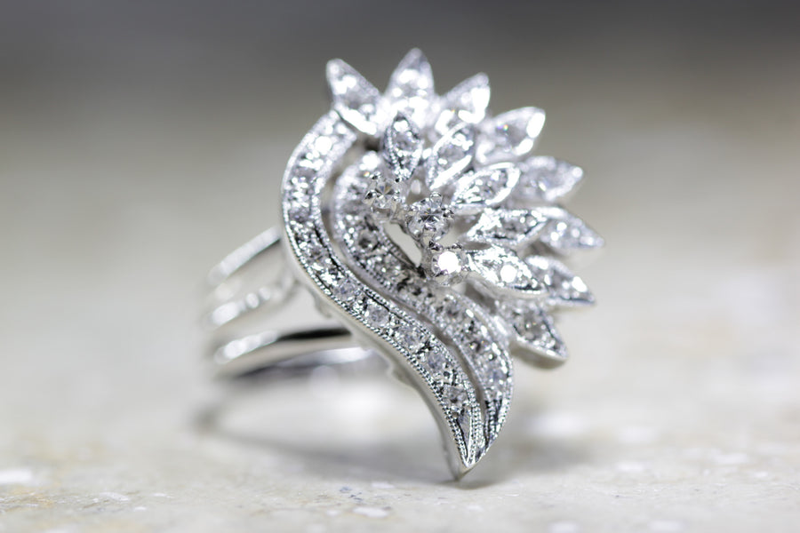 ANTIQUE COCKTAIL VINTAGE RING DIAMOND 14K W GOLD 1940's