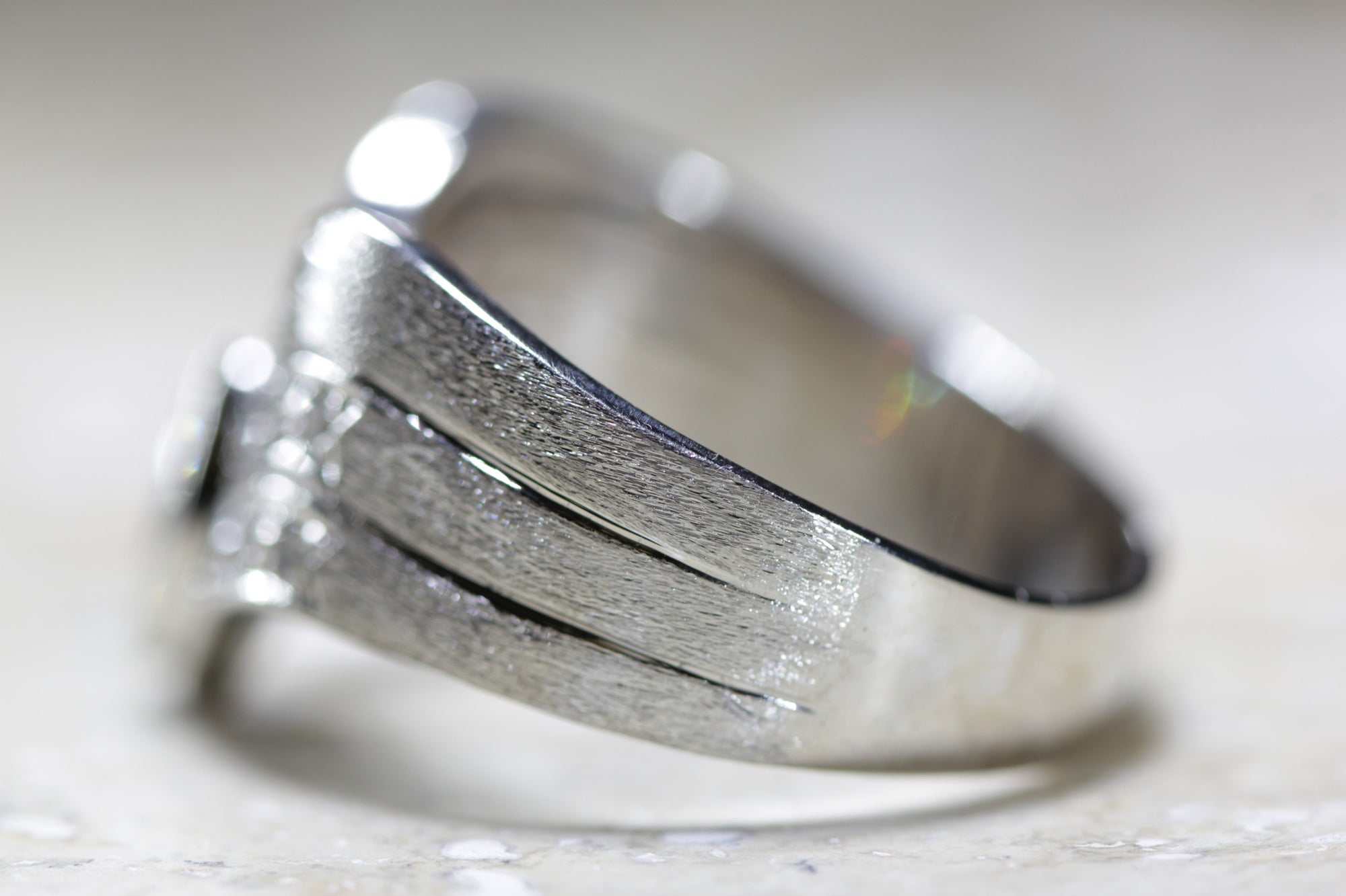 ANTIQUE MARQUISE CHEVRON MOTIF RING DIAMOND 14K W GOLD RETRO 1940's