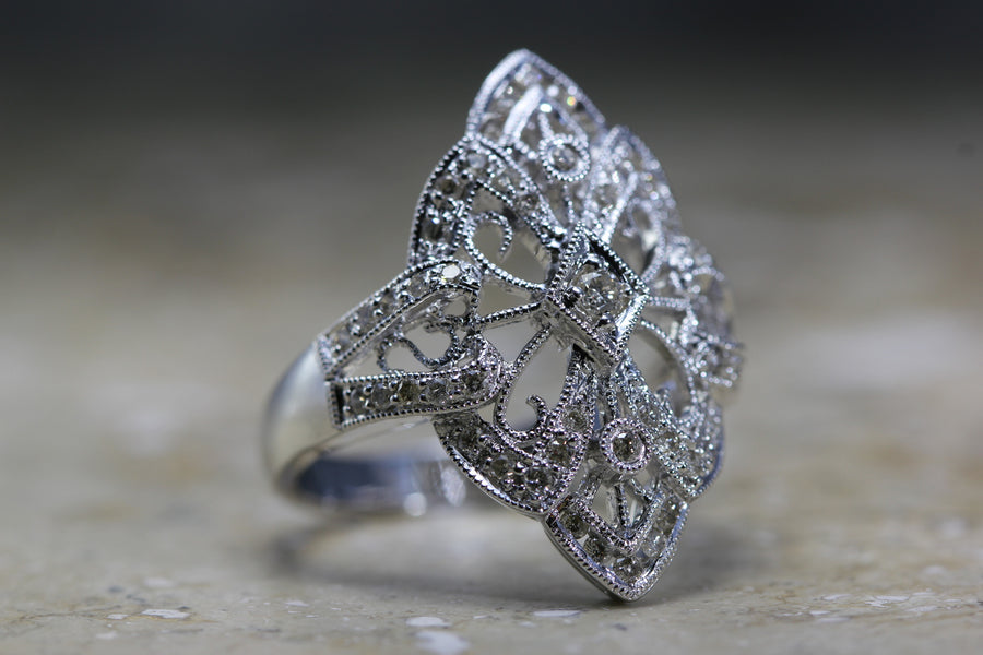 ANTIQUE ART DECO MARQUISE SHAPED DINNER RING FILIGREE DIAMOND 14K W GOLD 1930's