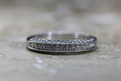 14K WHITE GOLD LADIES MILGRAIN ROUND DIAMOND WEDDING BAND