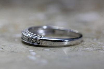 14K WHITE GOLD LADIES MILGRAIN ROUND DIAMOND WEDDING BAND