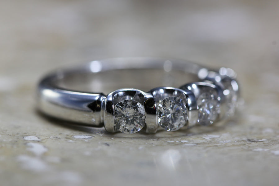 5 STONE ROUND CUT DIAMOND WEDDING BAND OPEN CHANNEL SETTING 14K W GOLD 1.05 CT