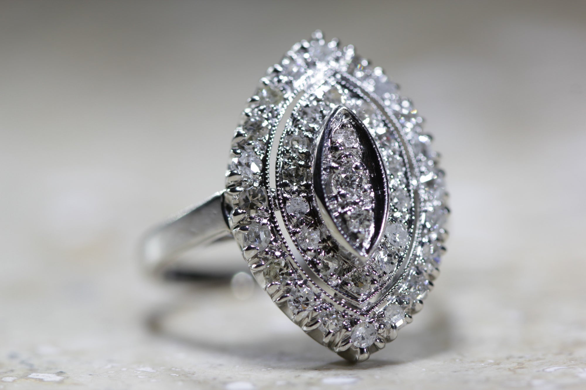 ANTIQUE ART DECO MARQUISE SHAPED COCKTAIL DIAMOND RING 14K W GOLD 1930's