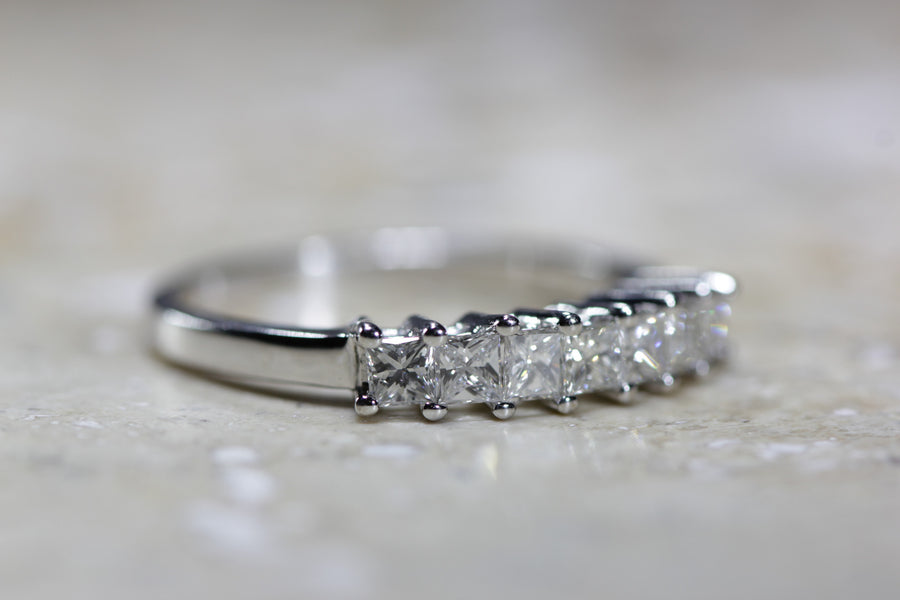 7 STONE PRINCESS CUT DIAMOND WEDDING BAND 14k W GOLD