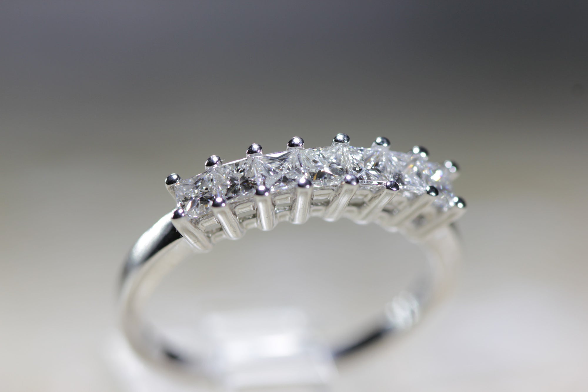 7 STONE PRINCESS CUT DIAMOND WEDDING BAND 14k W GOLD