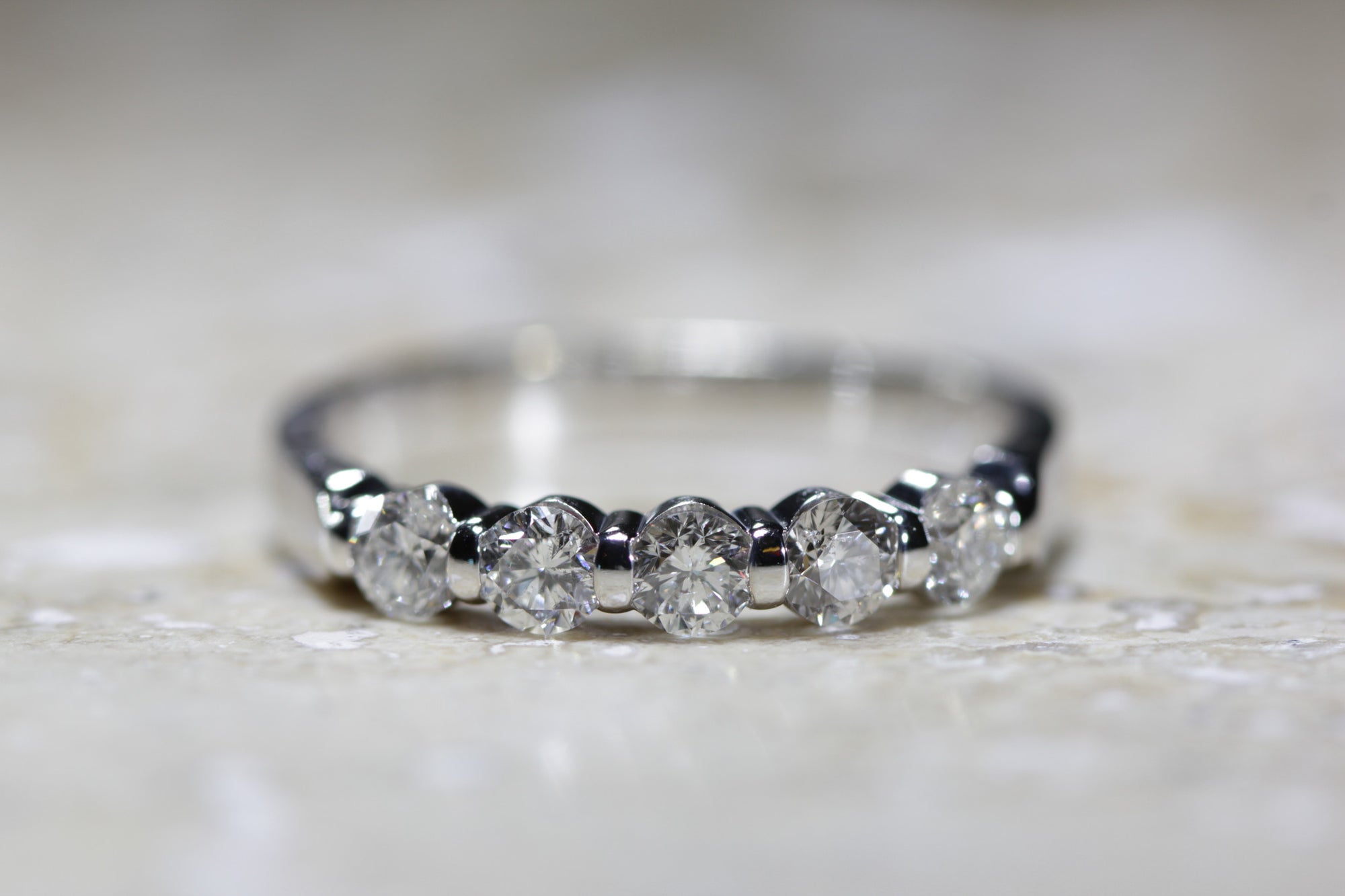 DIAMOND 5 STONE ROUND CUT WEDDING BAND CHANNEL SETTING 14k W GOLD