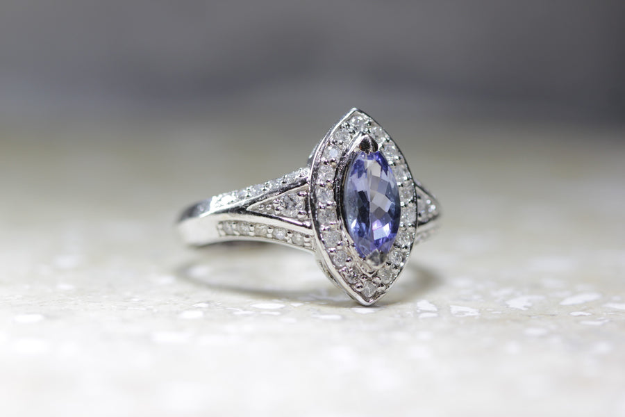 VINTAGE HALO MARQUISE 14K WHITE GOLD LADIES TANZANITE & DIAMOND ENGAGEMENT RING