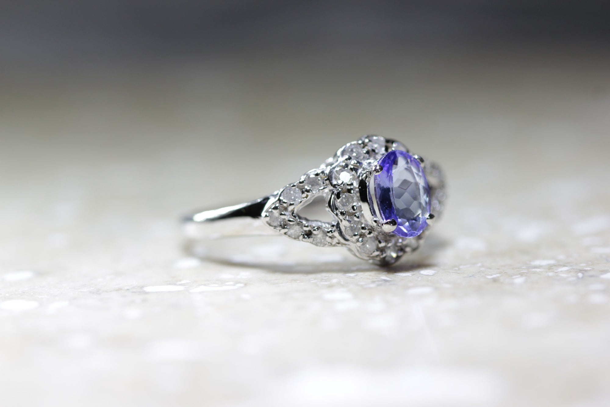 HALO OVAL SHAPE 14K WHITE GOLD LADIES TANZANITE & DIAMOND RING