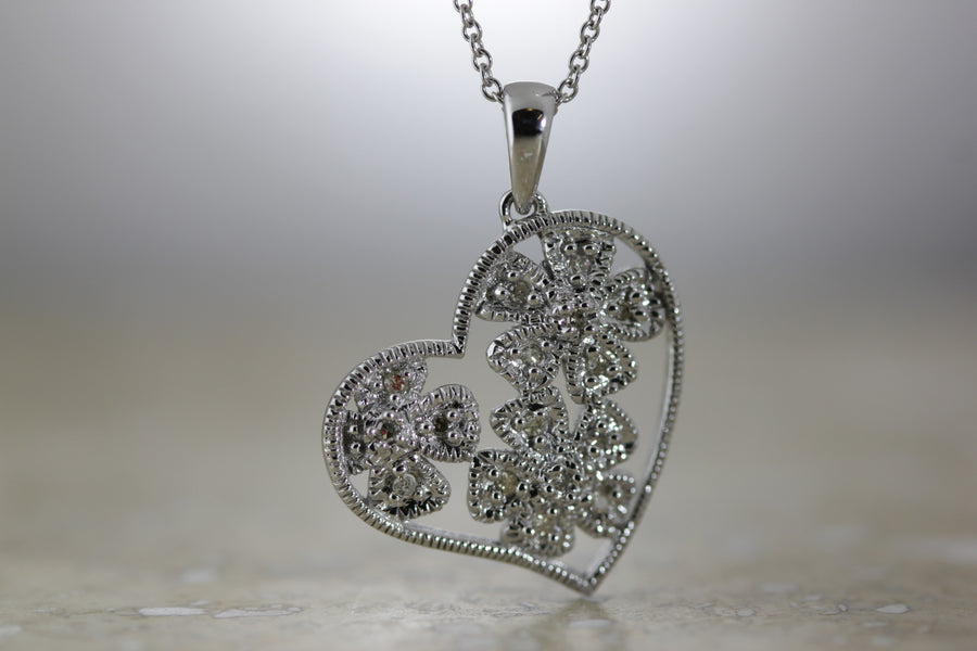 14K GOLD DIAMOND WHITE HEART FLOWER PENDANT 0.20 CT 14K GOLD CHAIN 14CT 14KARAT
