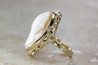 ANTIQUE 14K YELLOW GOLD LADIES HAND CARVED CAMEO RING 29 X 23