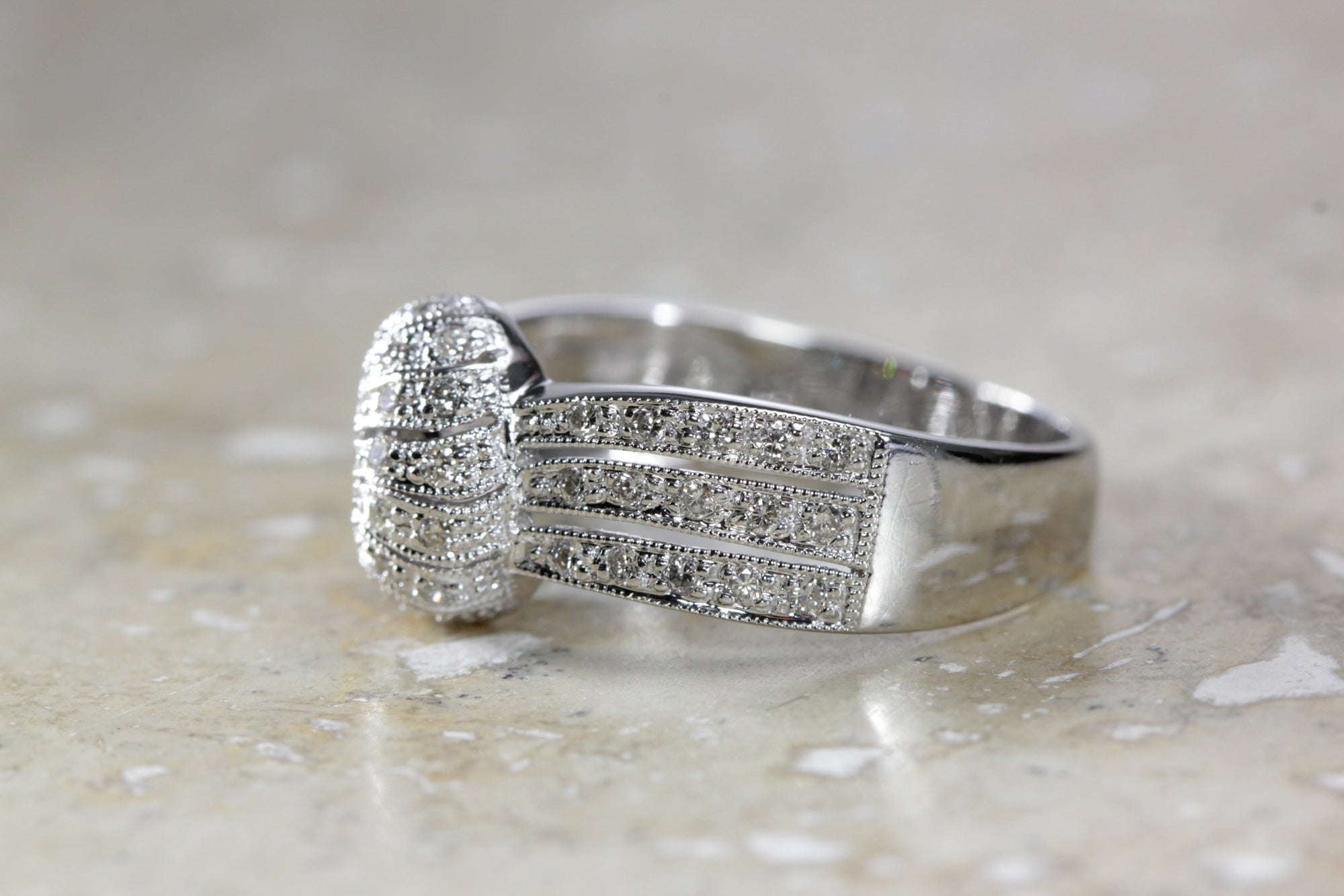 WHITE GOLD FANCY LADIES BAND DIAMOND RING 14k