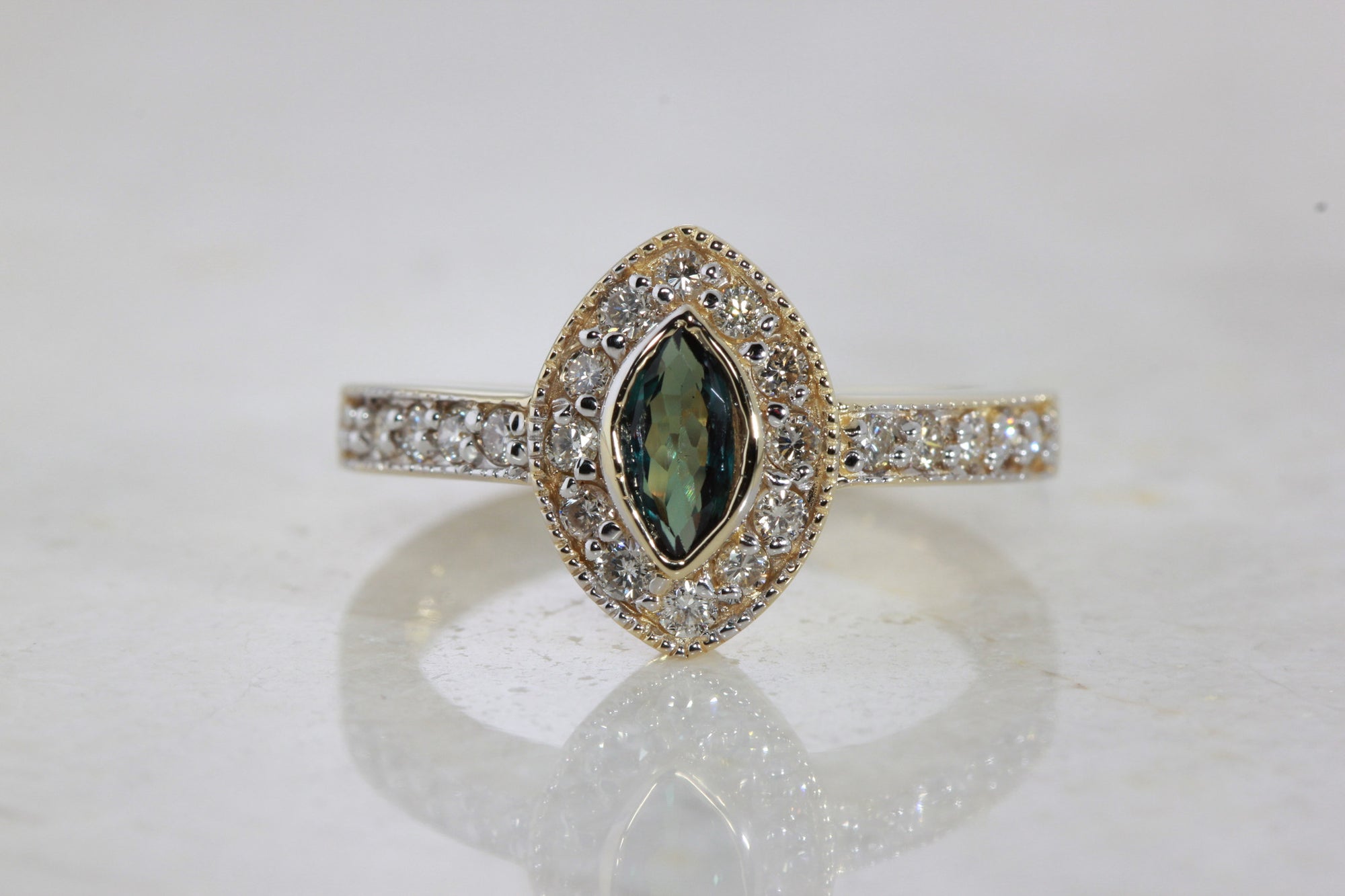HALO MARQUISE 14k YELLOW & WHITE GOLD LADIES ALEXANDRITE & DIAMOND RING
