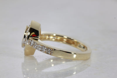 HALO MARQUISE 14k YELLOW & WHITE GOLD LADIES ALEXANDRITE & DIAMOND RING