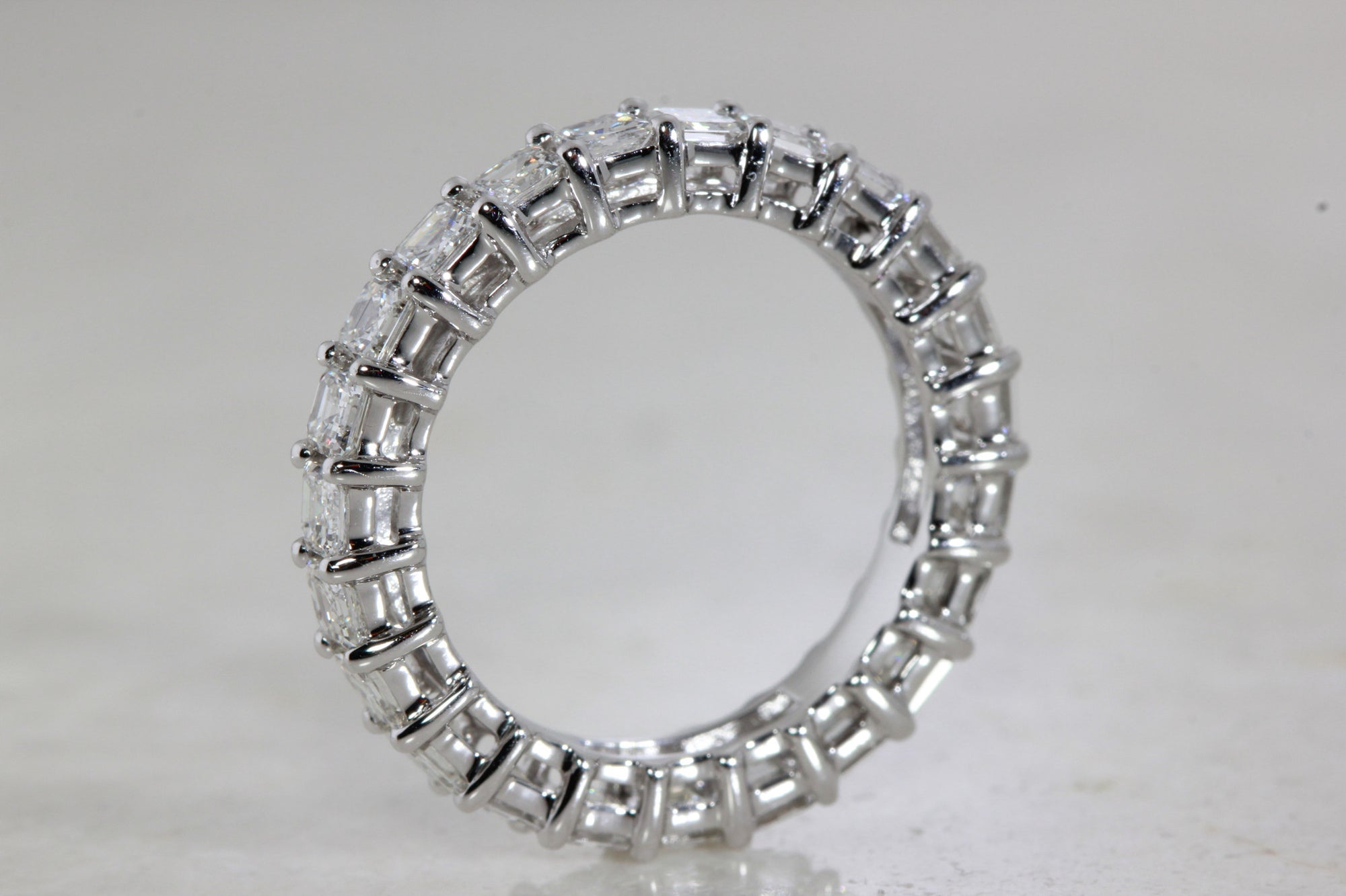 ASSCHER CUT 2.08 Ct LADIES DIAMOND ETERNITY WEDDING BAND RING SET IN PLATINUM