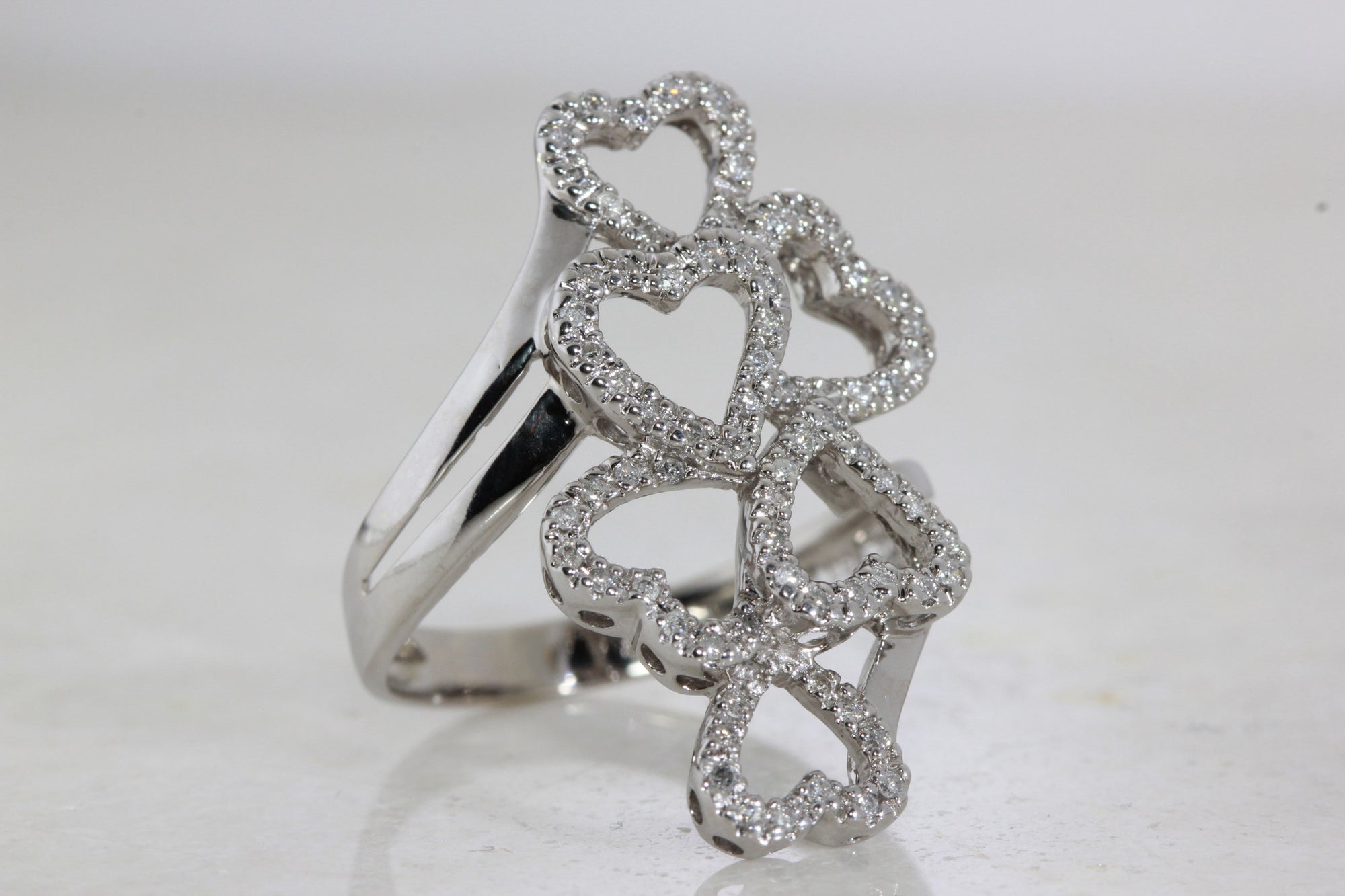 WIDE 14k WHITE GOLD HEART CLUSTER DIAMOND RING
