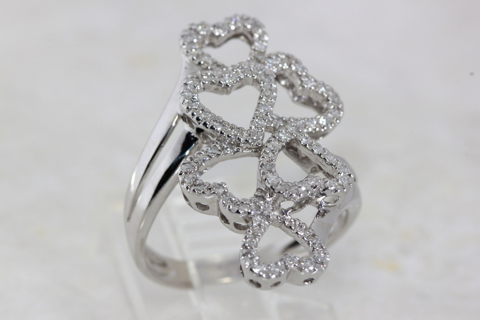 WIDE 14k WHITE GOLD HEART CLUSTER DIAMOND RING