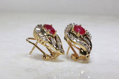 RUBY & DIAMOND EARRING IN 14k YELLOW GOLD SETTING BAGUETTE AND ROUND