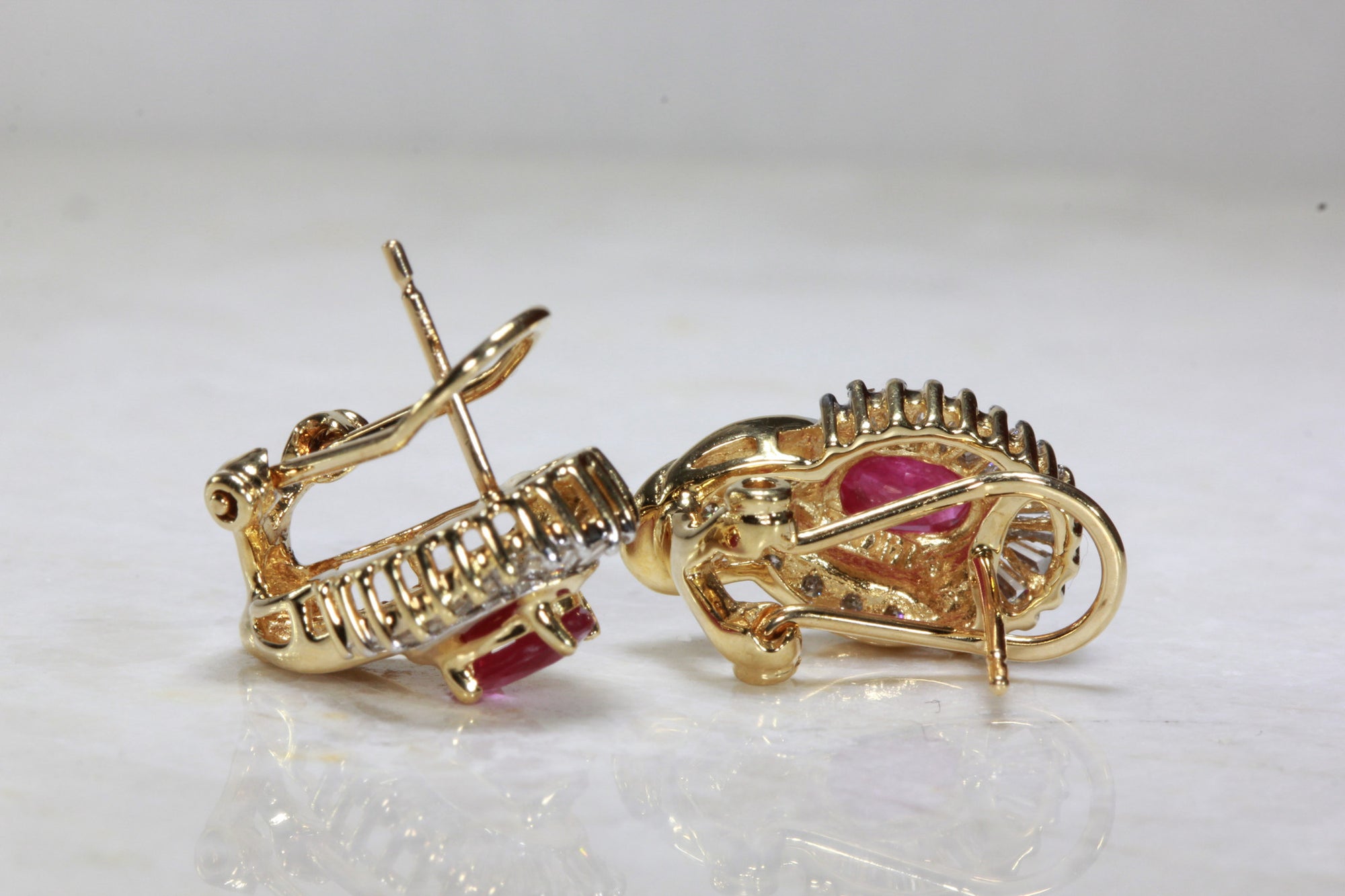 RUBY & DIAMOND EARRING IN 14k YELLOW GOLD SETTING BAGUETTE AND ROUND