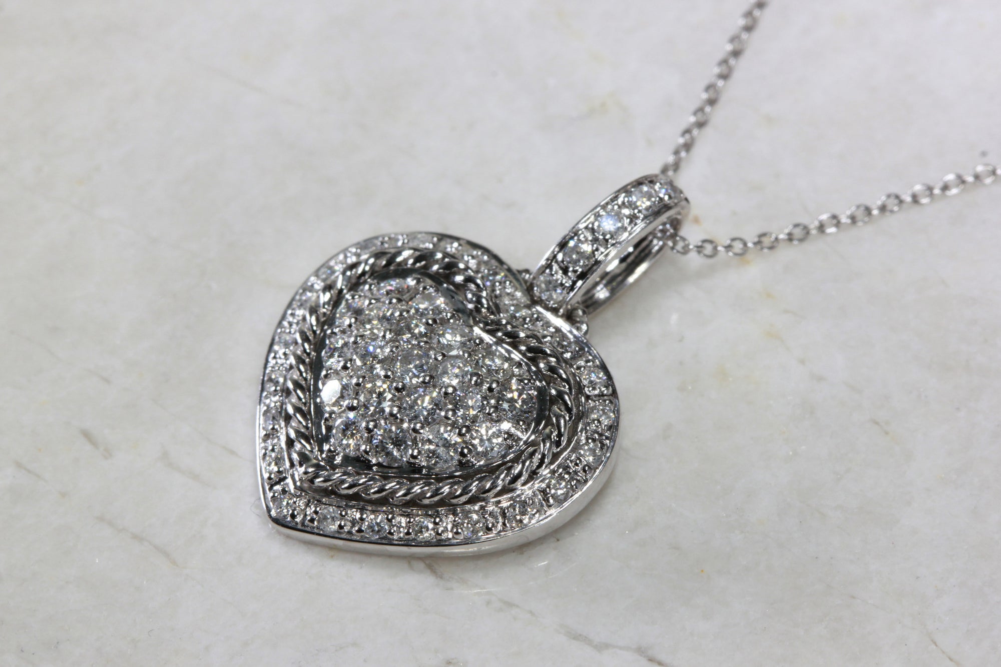 ESTATE 14K GOLD DIAMOND HEART PENDANT .95 CT & 14K GOLD CHAIN 14CT WHITE