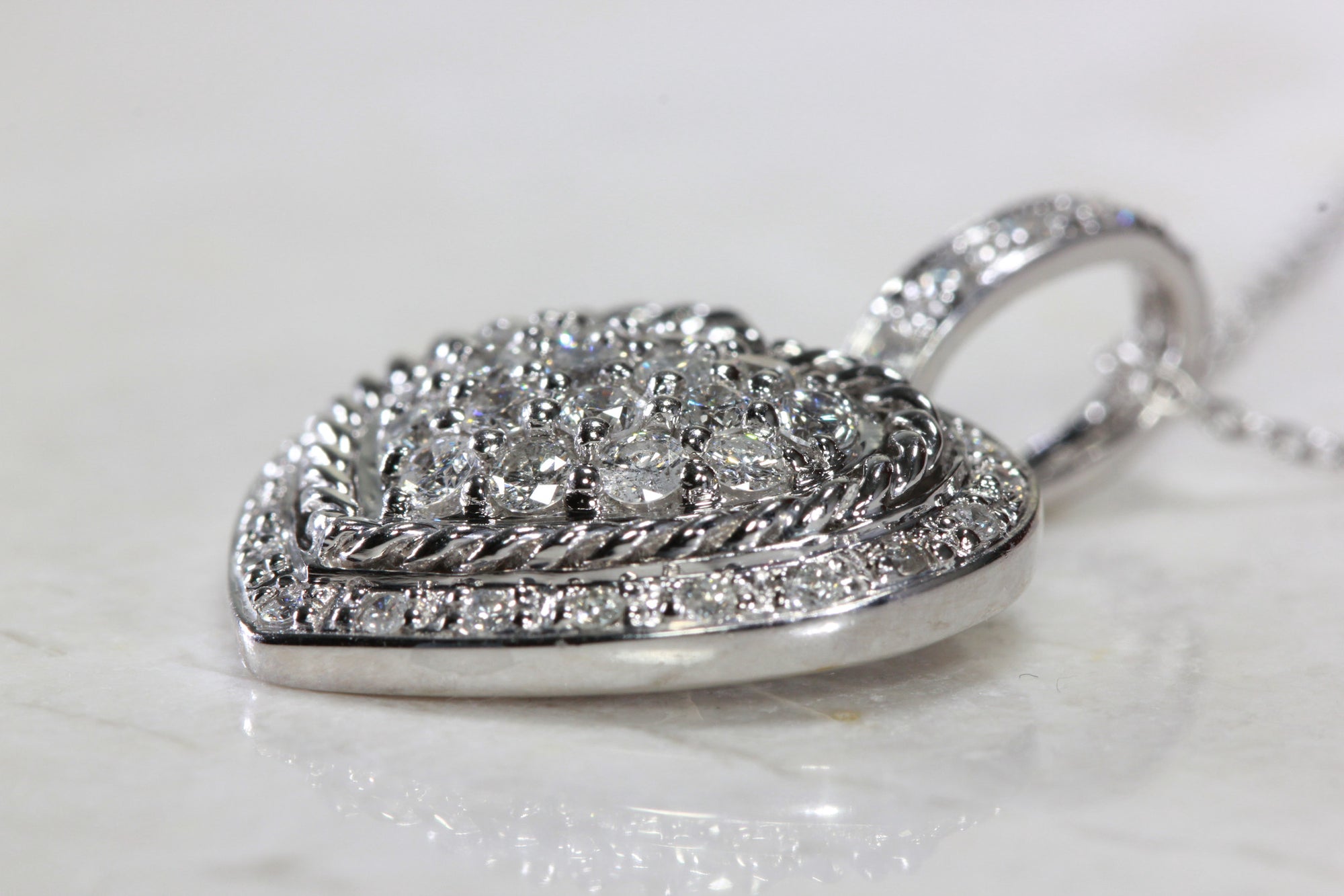 ESTATE 14K GOLD DIAMOND HEART PENDANT .95 CT & 14K GOLD CHAIN 14CT WHITE