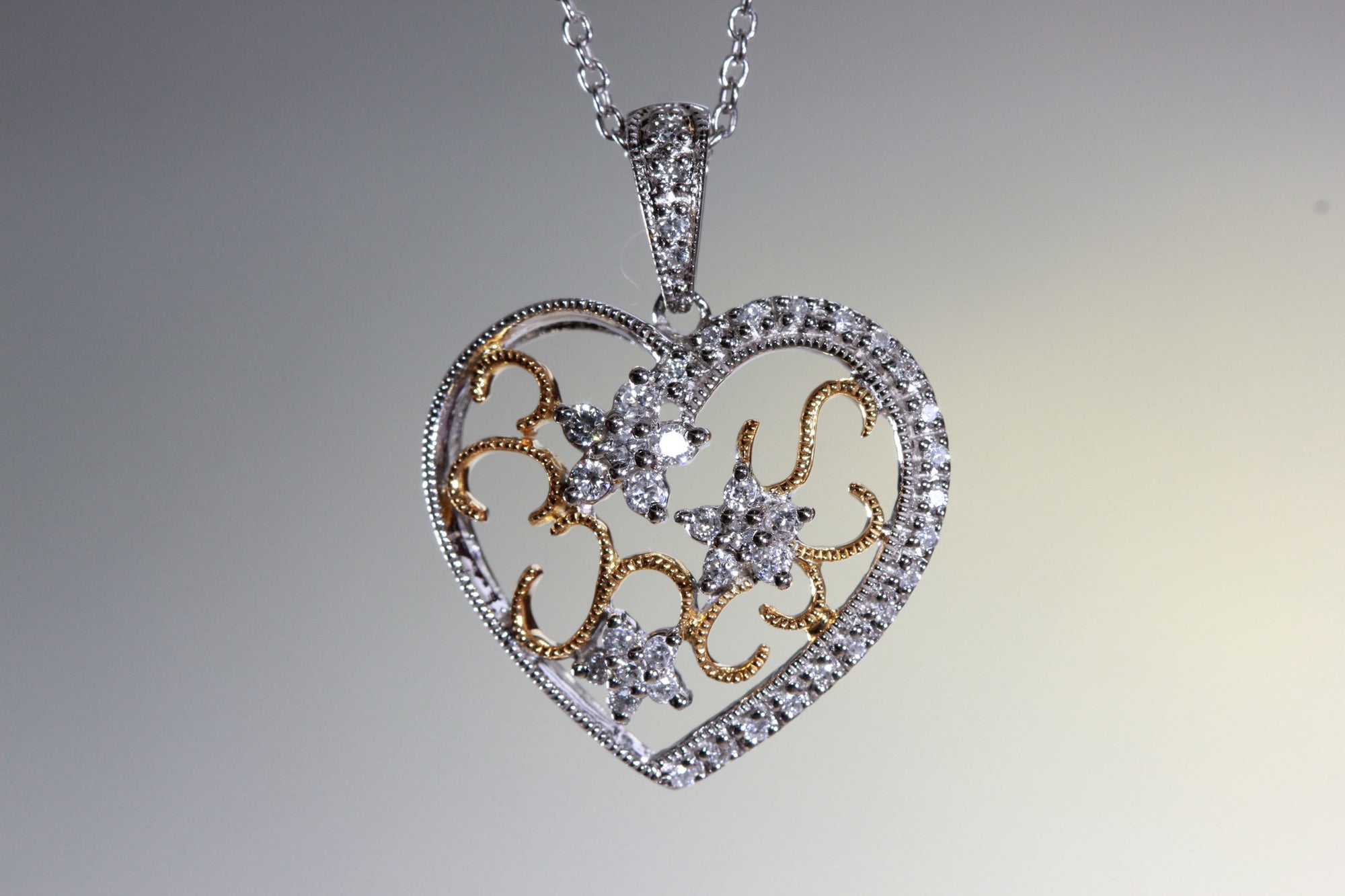 TWO TONE DIAMOND HEART PENDANT 14k FILIGREE WITH 14K WHITE GOLD CHAIN NECKLACE