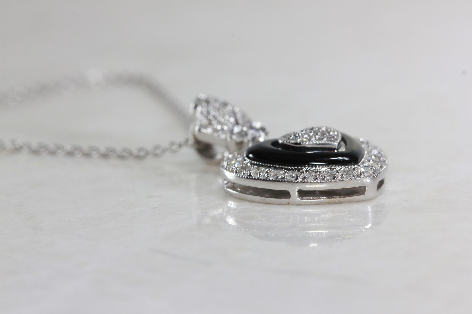 ANTIQUE ONYX & WHITE GOLD DIAMOND HEART PENDANT PAVE SET 14k WITH 14K WHITE GOLD CHAIN NECKLACE