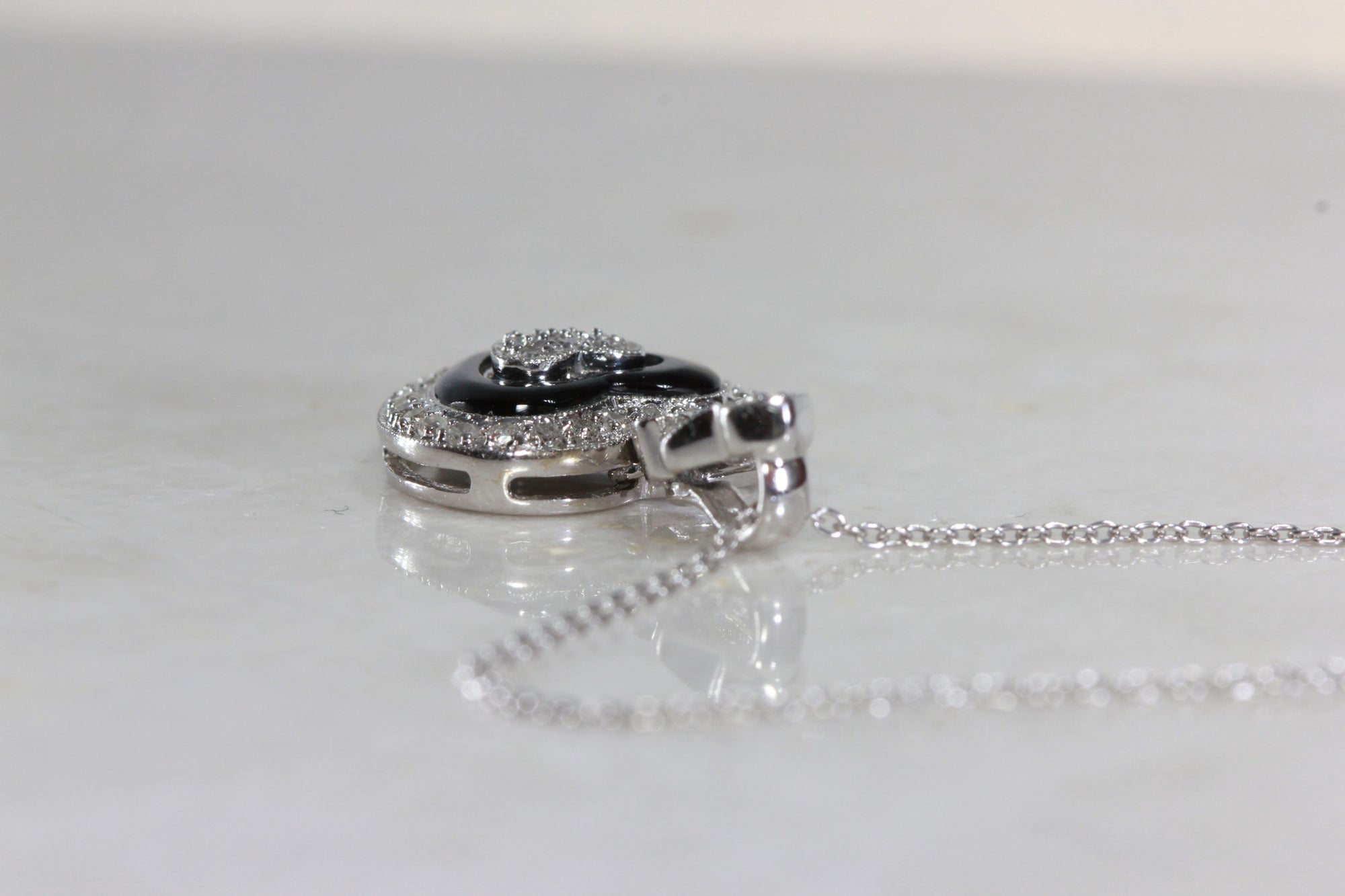ANTIQUE ONYX & WHITE GOLD DIAMOND HEART PENDANT PAVE SET 14k WITH 14K WHITE GOLD CHAIN NECKLACE
