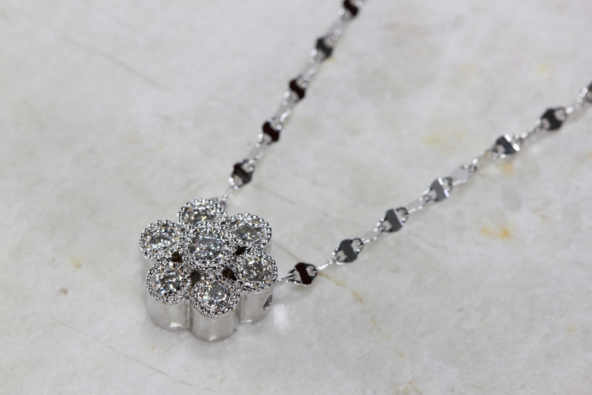 ANTIQUE FLOWER DIAMOND CLUSTER PENDANT NECKLACE 14K WHITE GOLD & CHAIN
