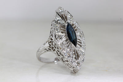 ART DECO FILIGREE COCKTAIL RING DIAMOND AND SAPPHIRE IN 14k WHITE GOLD ANTIQUE