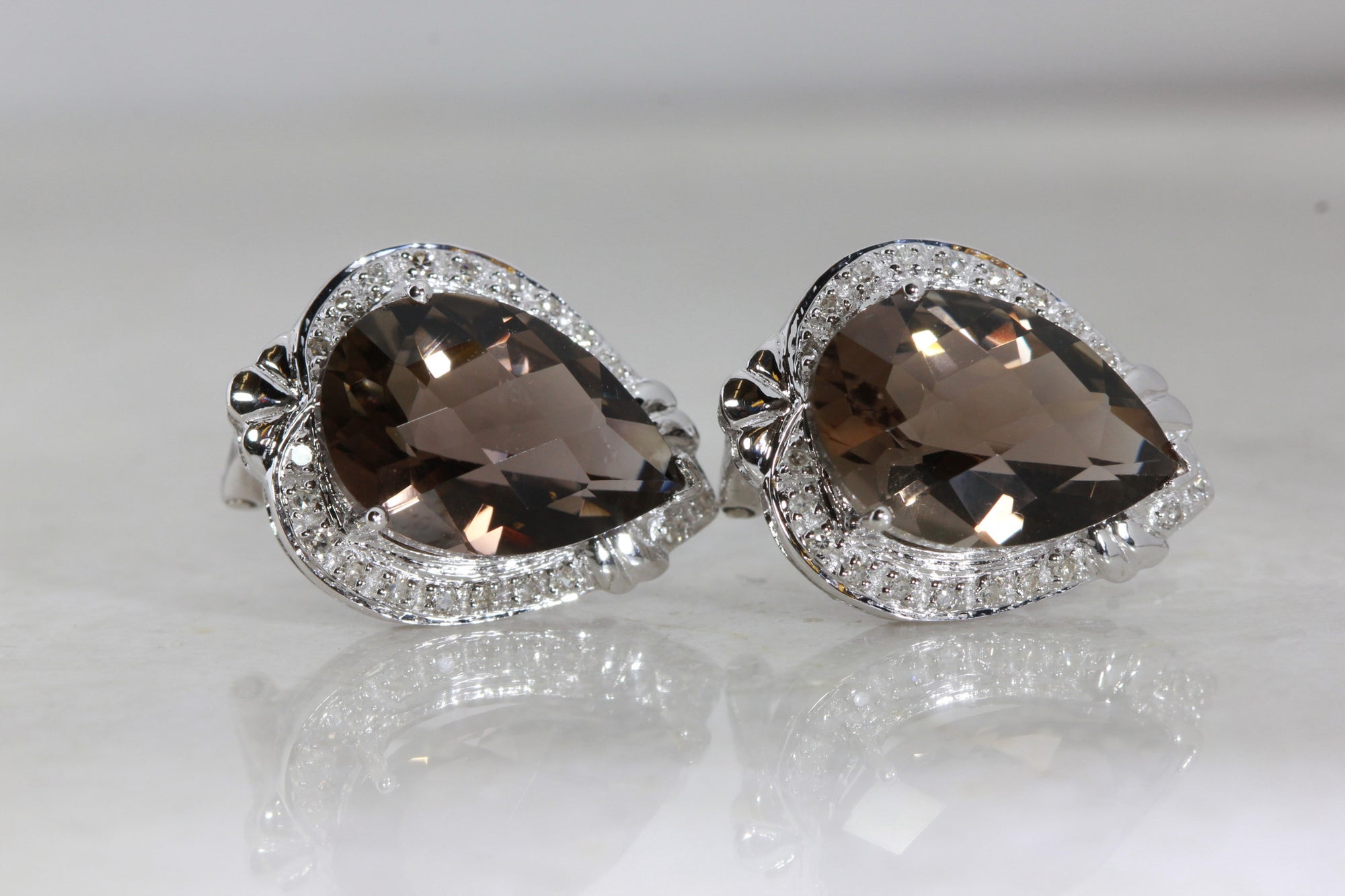 WHITE GOLD LADIES DIAMOND EARRINGS & SMOKY TOPAZ CHECKERBOARD