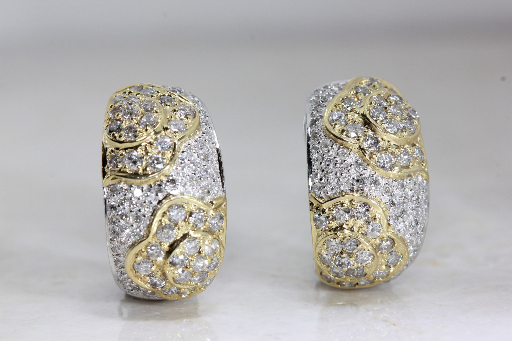 14K TWO TONE GOLD LADIES DIAMOND FLOWER EARRING PAVE SET